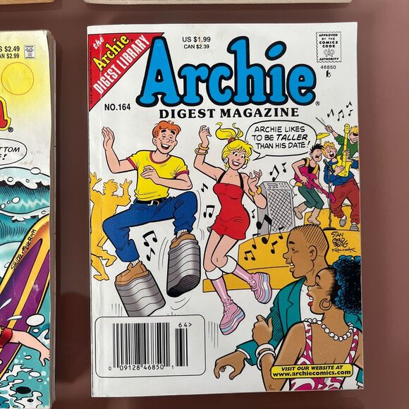 Vintage Archie Comic Lot of 3 - RANDOM 1970s & - 1980s Bronze Age - Single Owner - Picture 9 of 11